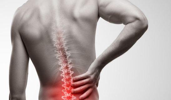 Mengenali Perbedaan Antara Nyeri Pinggang Biasa Dengan Nyeri Pinggang Akibat Syaraf Kejepit