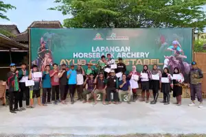 apa itu horseback archery kursus hba memanah diatas kuda IHAA horse wening archery
